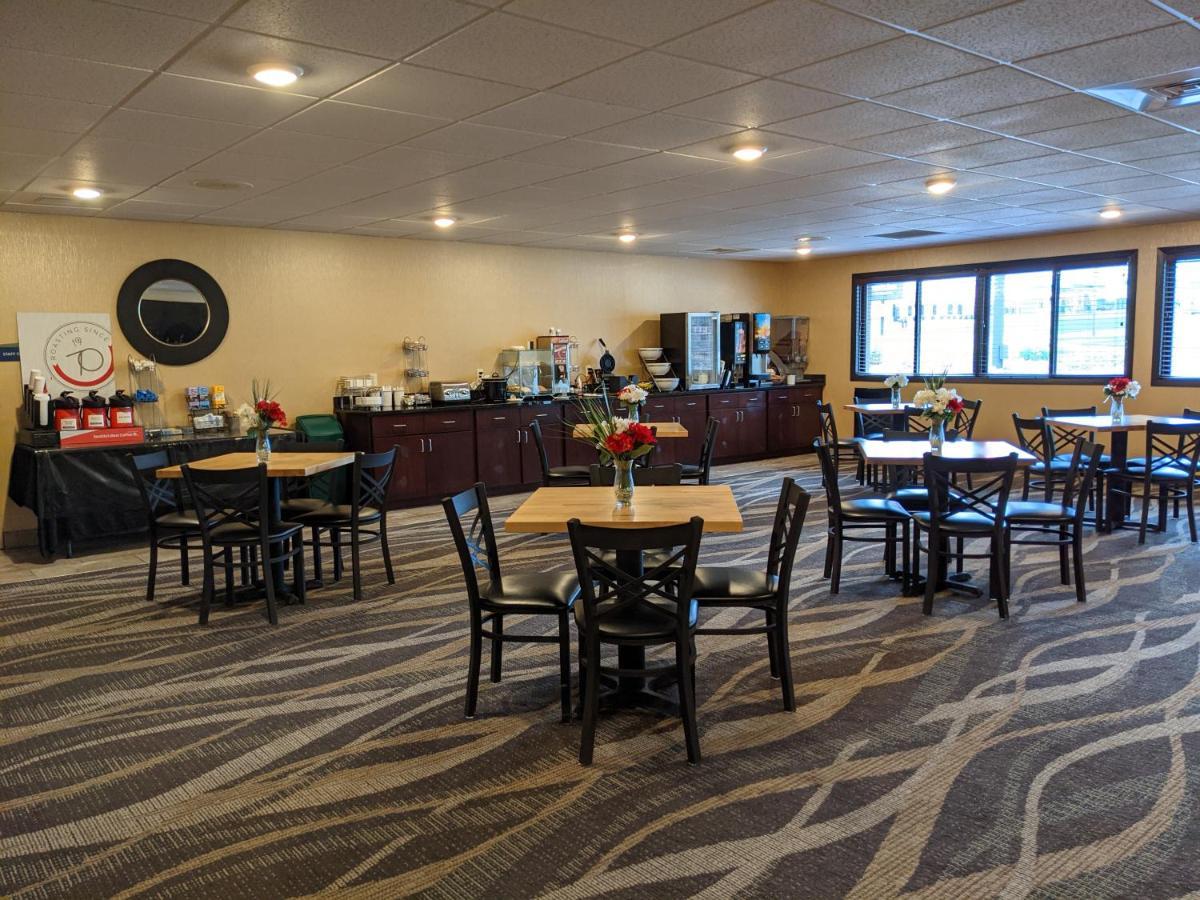 Cobblestone Inn & Suites - Merrill Luaran gambar