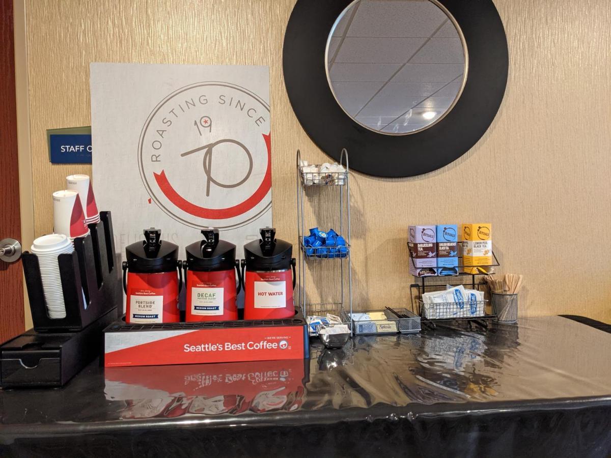 Cobblestone Inn & Suites - Merrill Luaran gambar