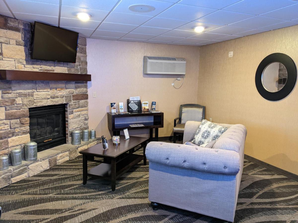 Cobblestone Inn & Suites - Merrill Luaran gambar