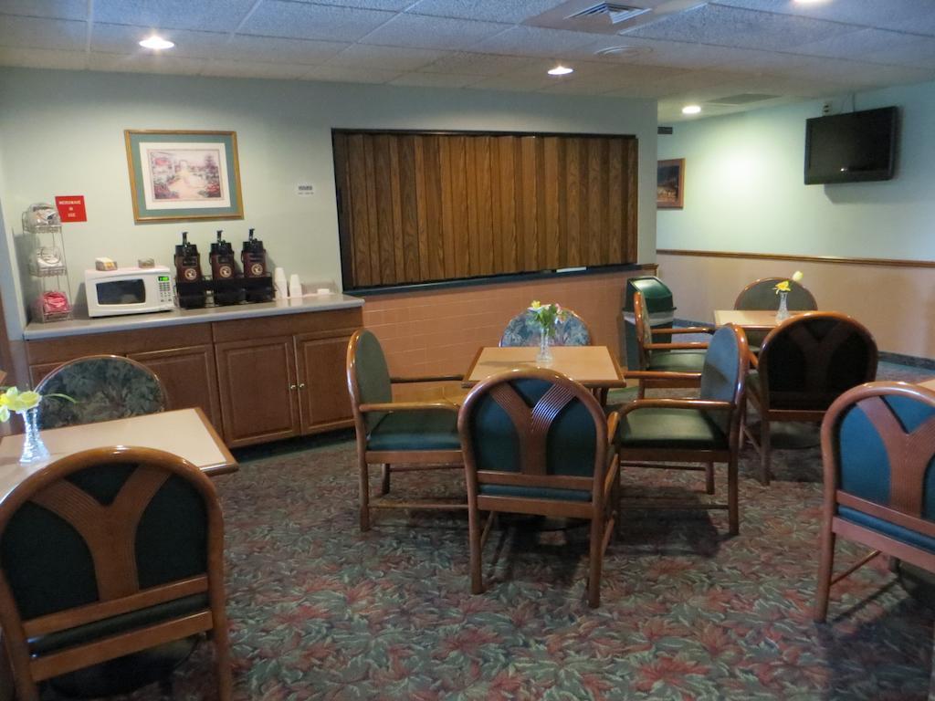 Cobblestone Inn & Suites - Merrill Luaran gambar