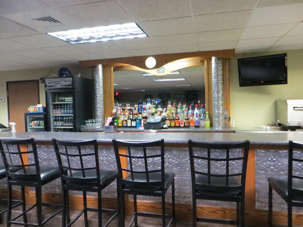 Cobblestone Inn & Suites - Merrill Luaran gambar