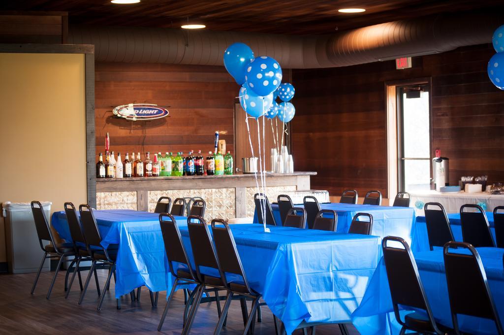 Cobblestone Inn & Suites - Merrill Luaran gambar